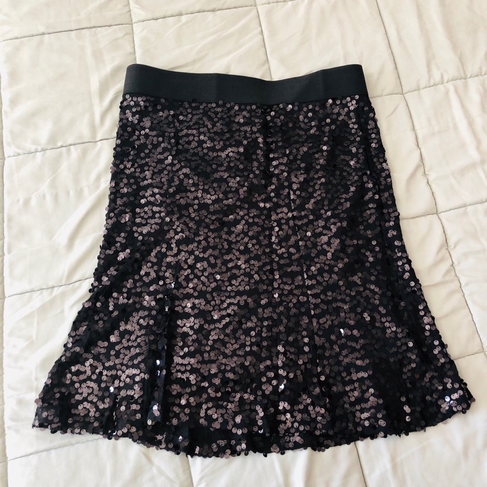 Sequence black skirt. Stretchy waist band. Worn 1x